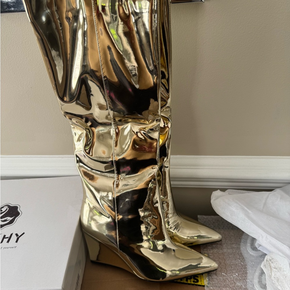 Shiny Gold Women's Heels